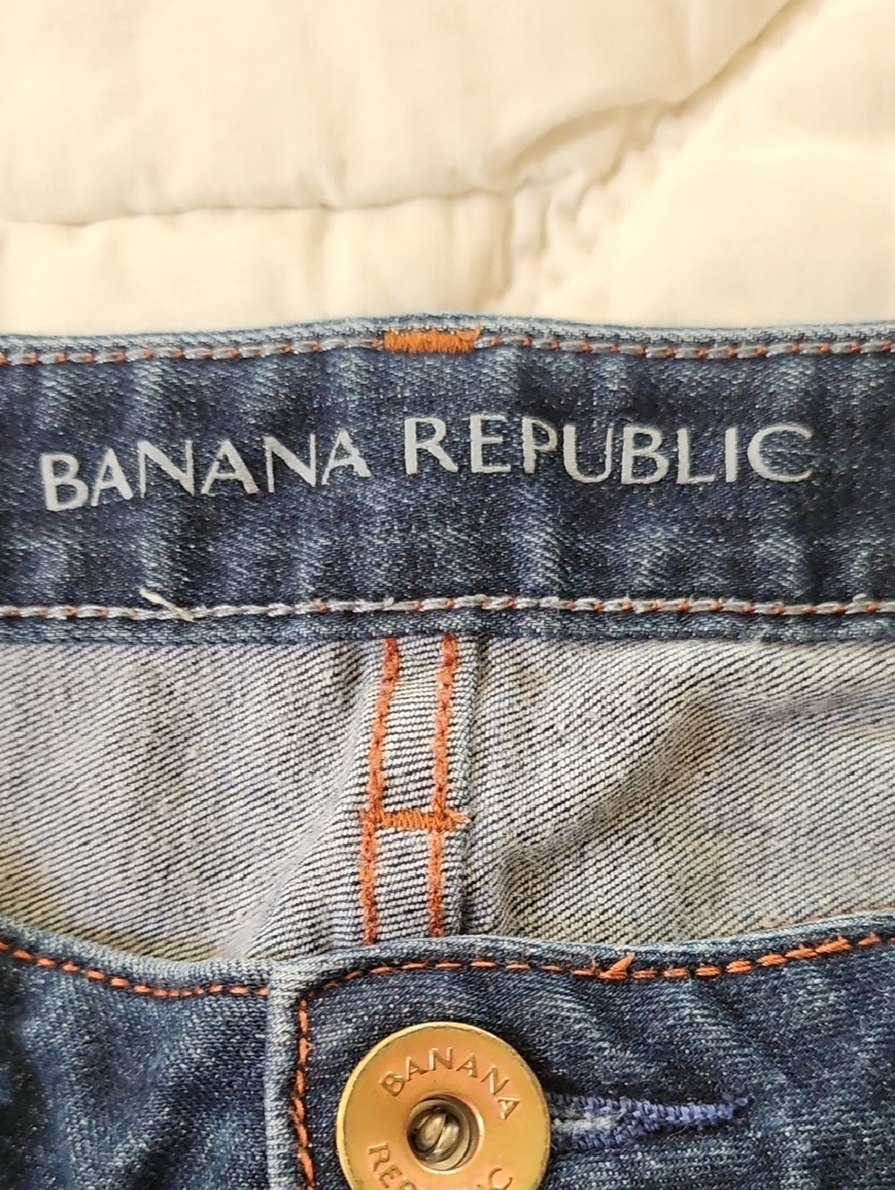 Banana Republic Dark Wash Mid-Rise Skinny - Size 28 - Picture 6 of 9